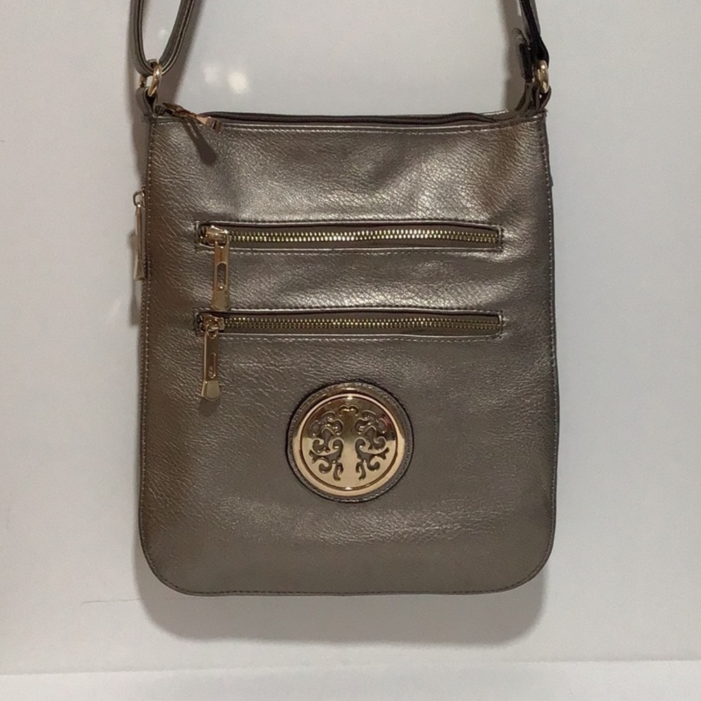 Mia K. Farrow Expandable Crossbody Bag, Multi‎ Zipper